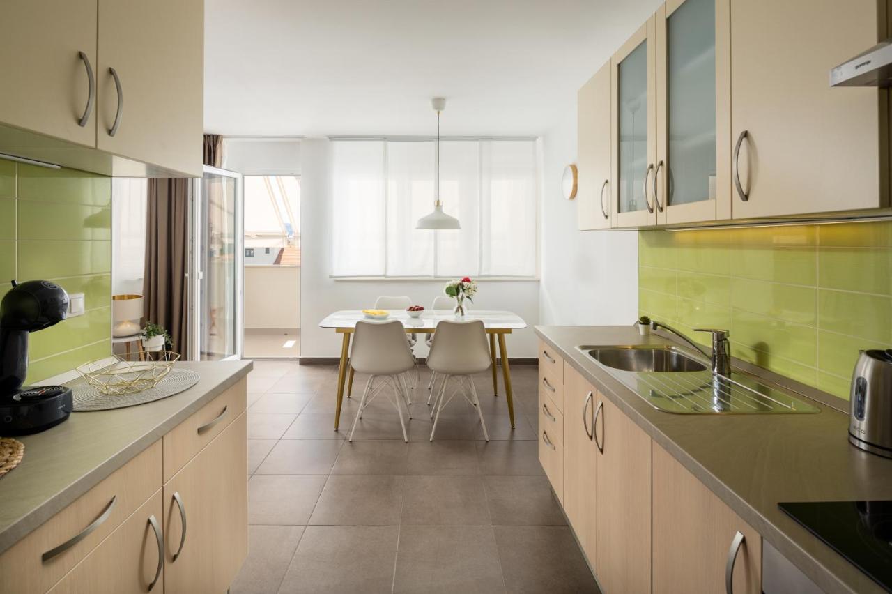 Apartment Nova 4* ดูกีรัท ภายนอก รูปภาพ